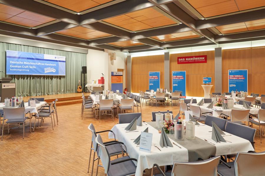 Veranstaltungsservice/Saal HWK Lübeck Veranstaltungsservice/Saal HWK Lübeck